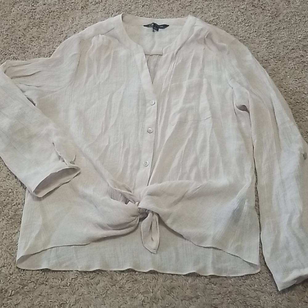 Long sleeve linen style blouse